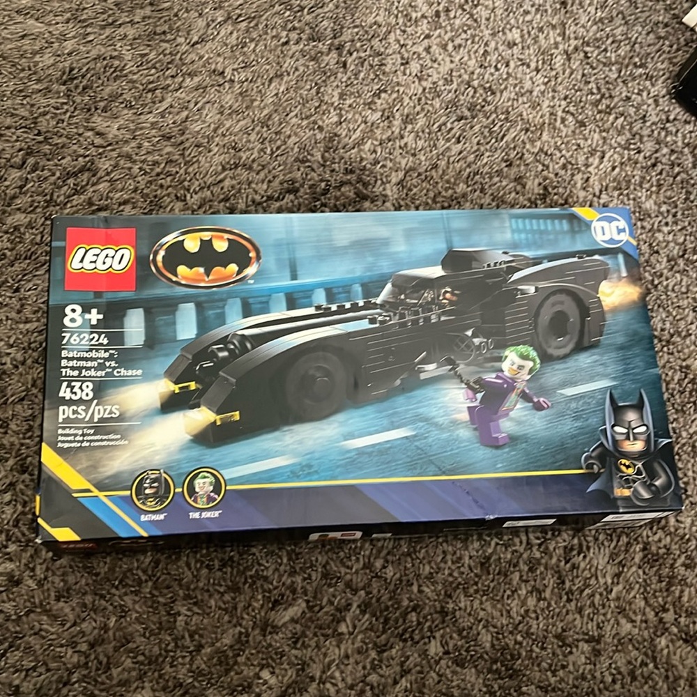 batmobile batman vs. the joker chase lego set brand new never even opened!!